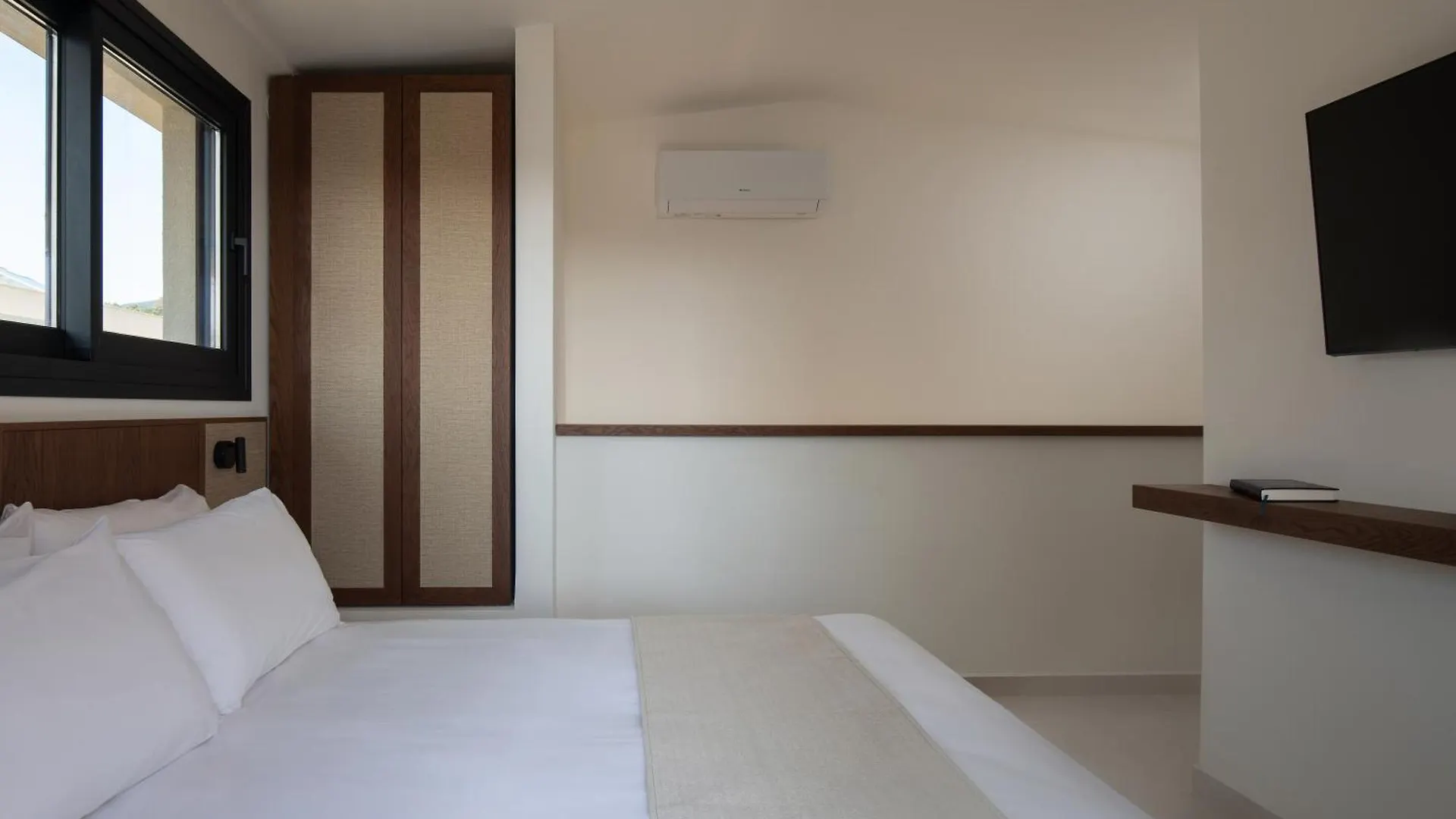 Vista Luxury Suites Neos Marmaras Aparthotel