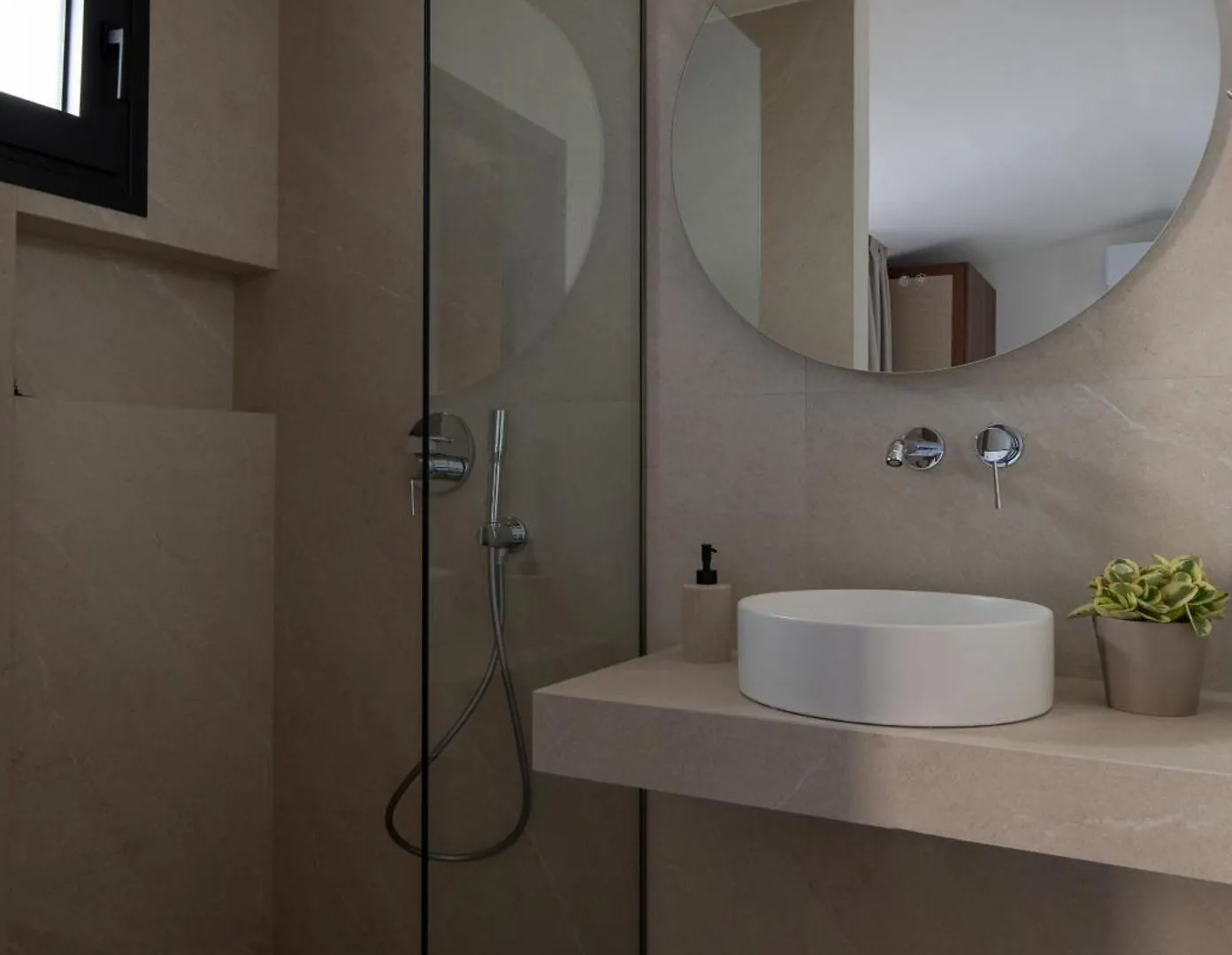 Vista Luxury Suites Neos Marmaras 0*,