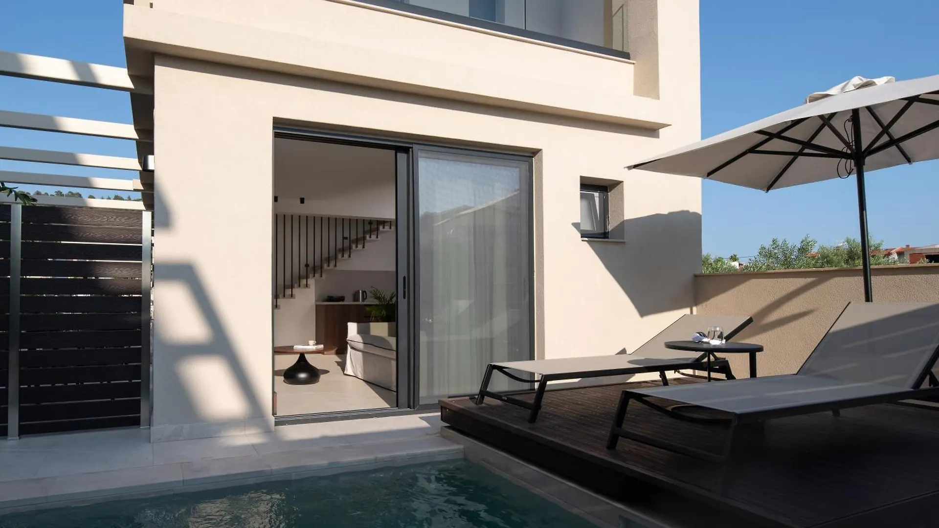 Vista Luxury Suites Neos Marmaras Aparthotel